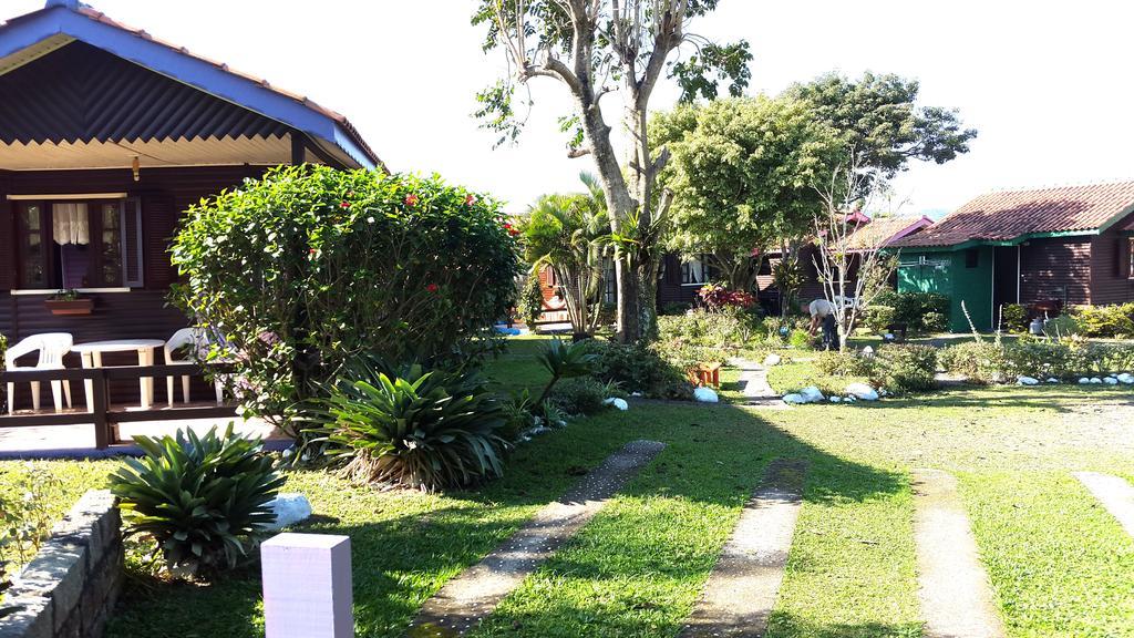 גרופאבה Residencial Emery Village מראה חיצוני תמונה